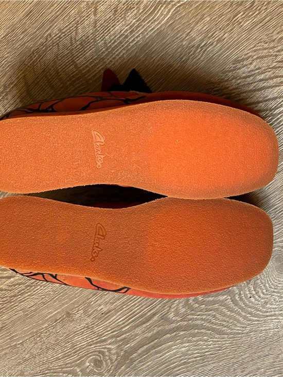 Clarks Wallabee Stranger Things Hellfire Club Size 10 Rare Collab main image 6